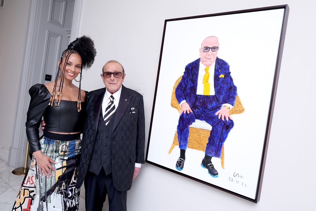 Clive Davis with Portrait and Alicia Keys, 2022 (Getty Images)